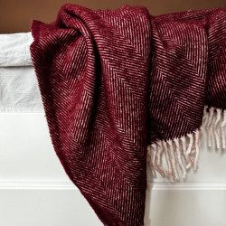 Единично вълнено одеяло, размер 150х210, цвят бордо